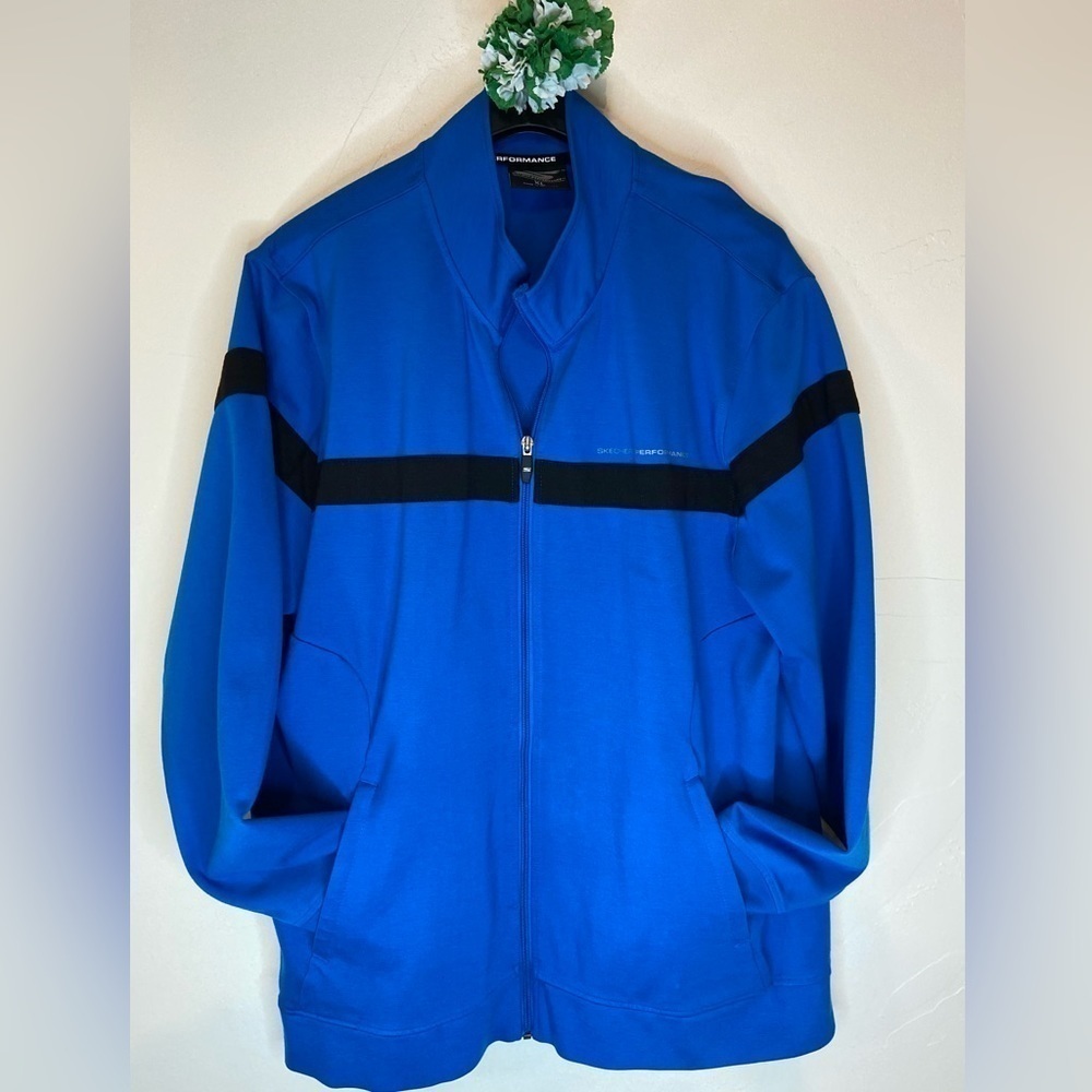 Skechers Performance~Men’s Go Train Full-Zip Jacket~Blue/Black Stripe~Size XL